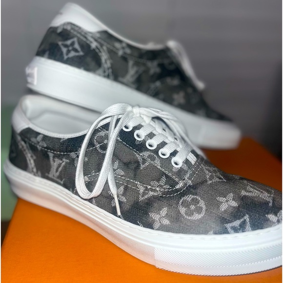 Louis Vuitton shoes - Picture 3 of 4